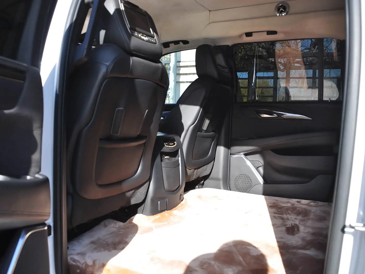Cadillac Escalade 2017 — Фото 7/20