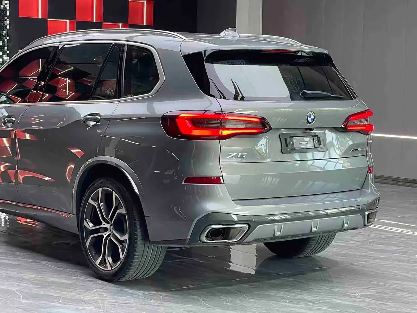 BMW X5 2023 — Photo 6/15