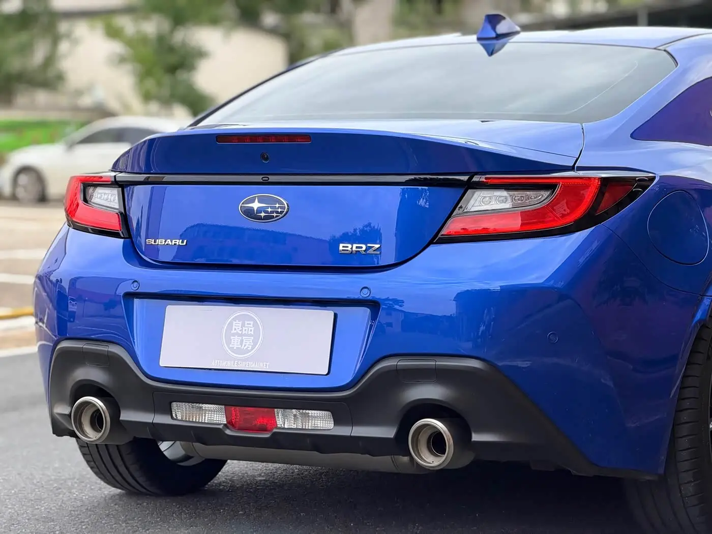 Subaru BRZ 2023 — Фото 19/20