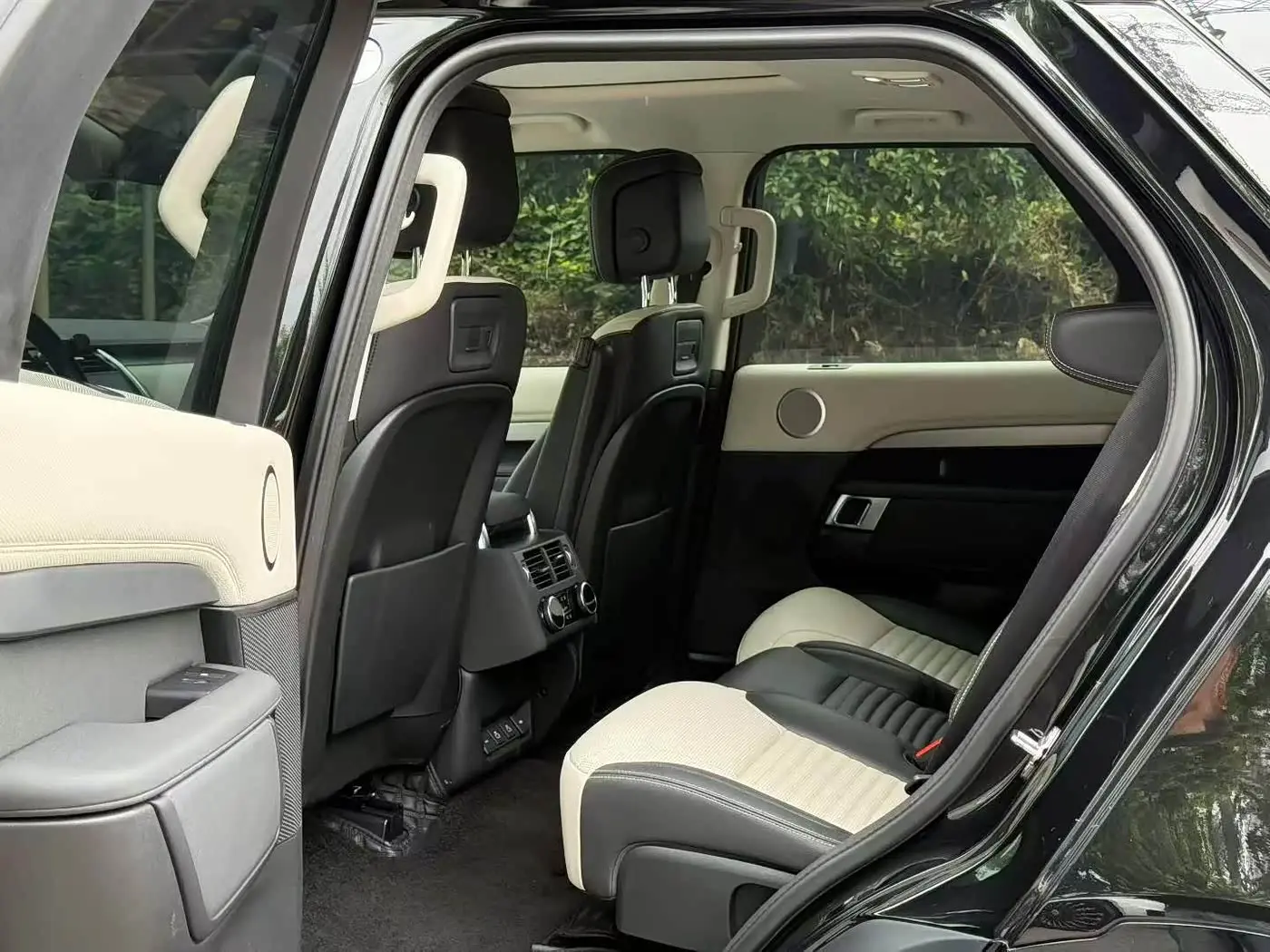 Land Rover Discovery 2021 — Şəkil 4/9