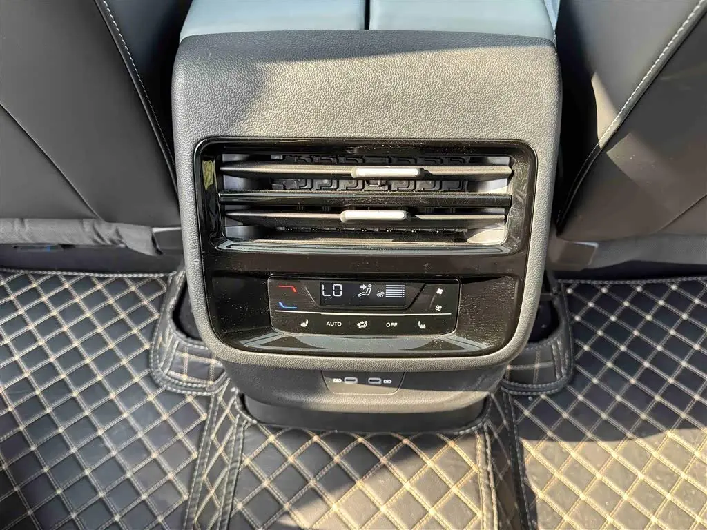 Volkswagen Teramont 2025 — Photo 11/19