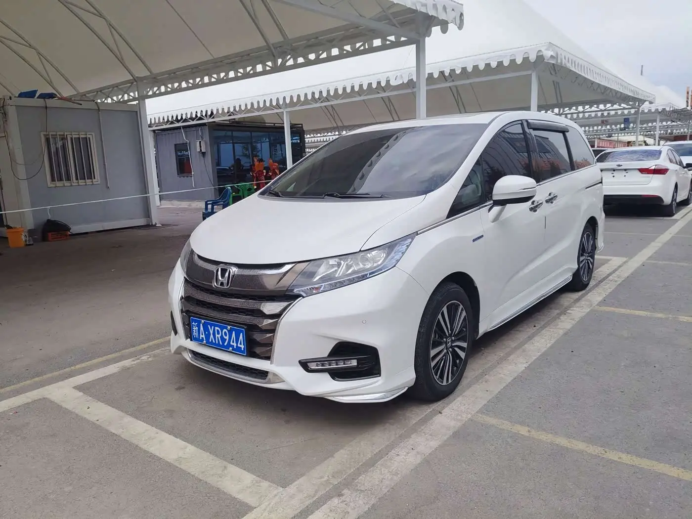 Honda Odyssey 2021 — Фото 1/8