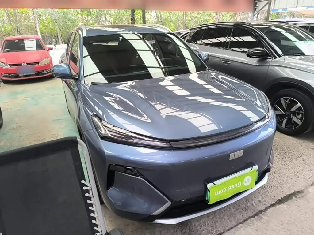 Geely Galaxy Galaxy Starship 7 EM-i 2025 — Photo 4/20