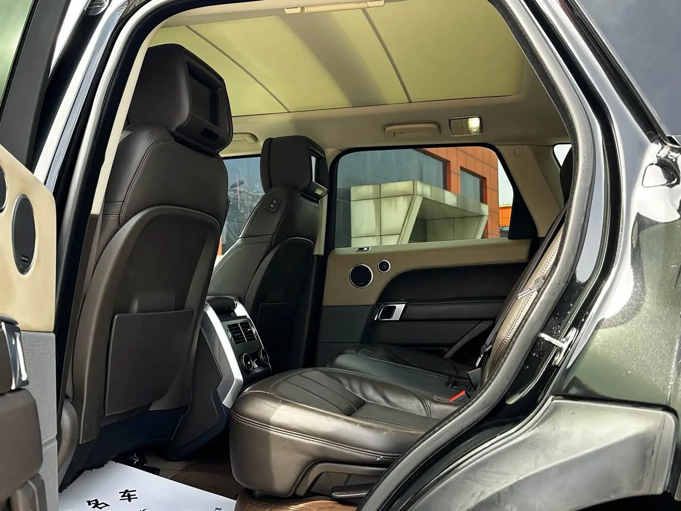 Land Rover Range Rover Sport 2019 — Photo 9/19