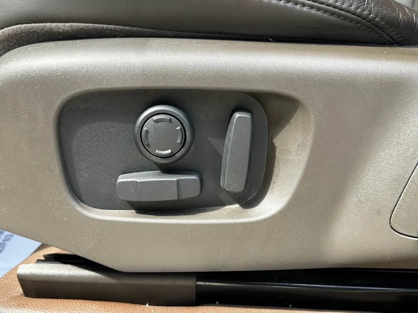 Land Rover Range Rover Sport 2019 — Photo 10/19