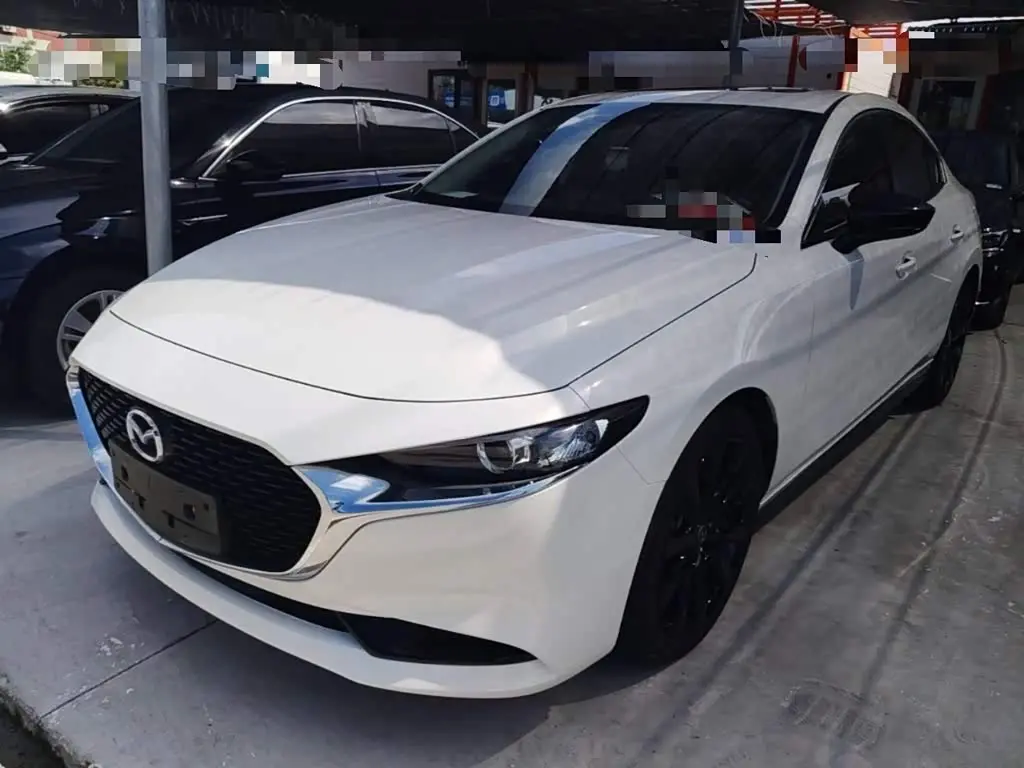Mazda Mazda3 Axela 2023 — Photo 2/20