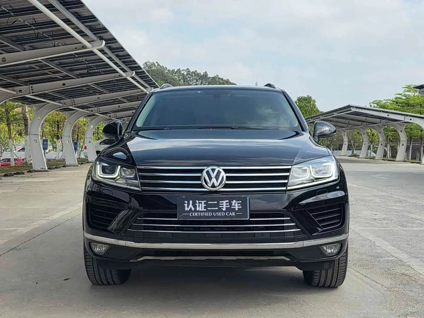 Volkswagen Touareg 2017 — Photo 3/20
