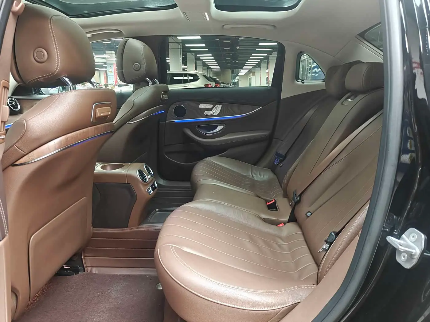 Mercedes-Benz E-Class 2017 — Şəkil 9/20