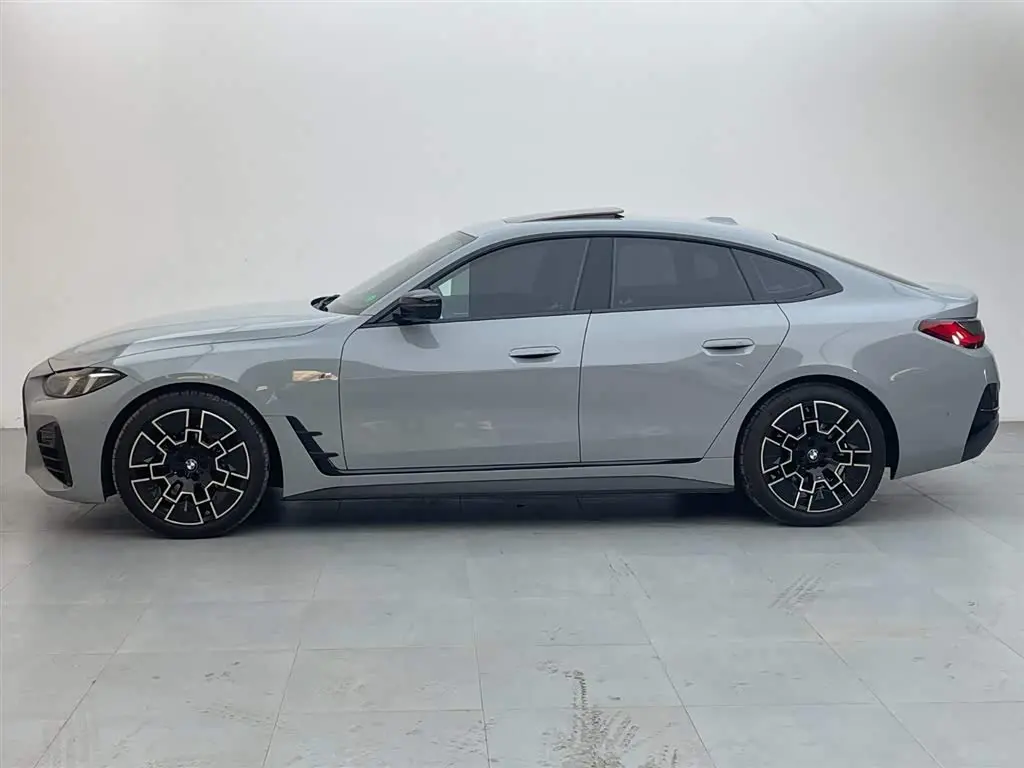 BMW 4 Series 2024 — Photo 3/18