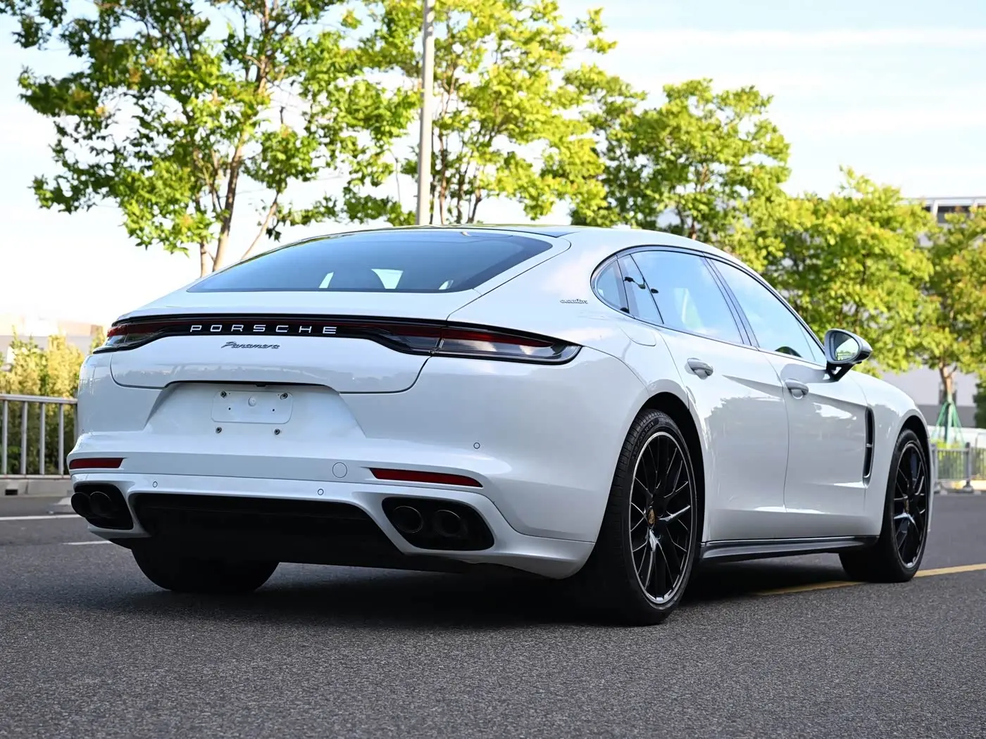 Porsche Panamera 2021 — Photo 14/15
