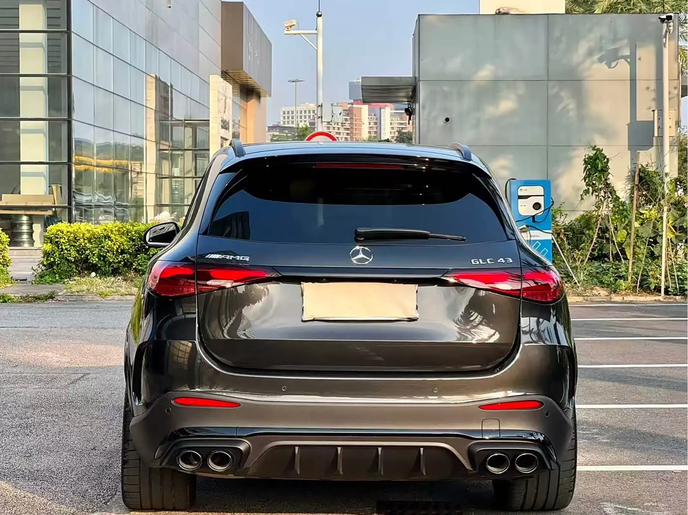 Mercedes-Benz GLC AMG 2026 — Şəkil 13/15
