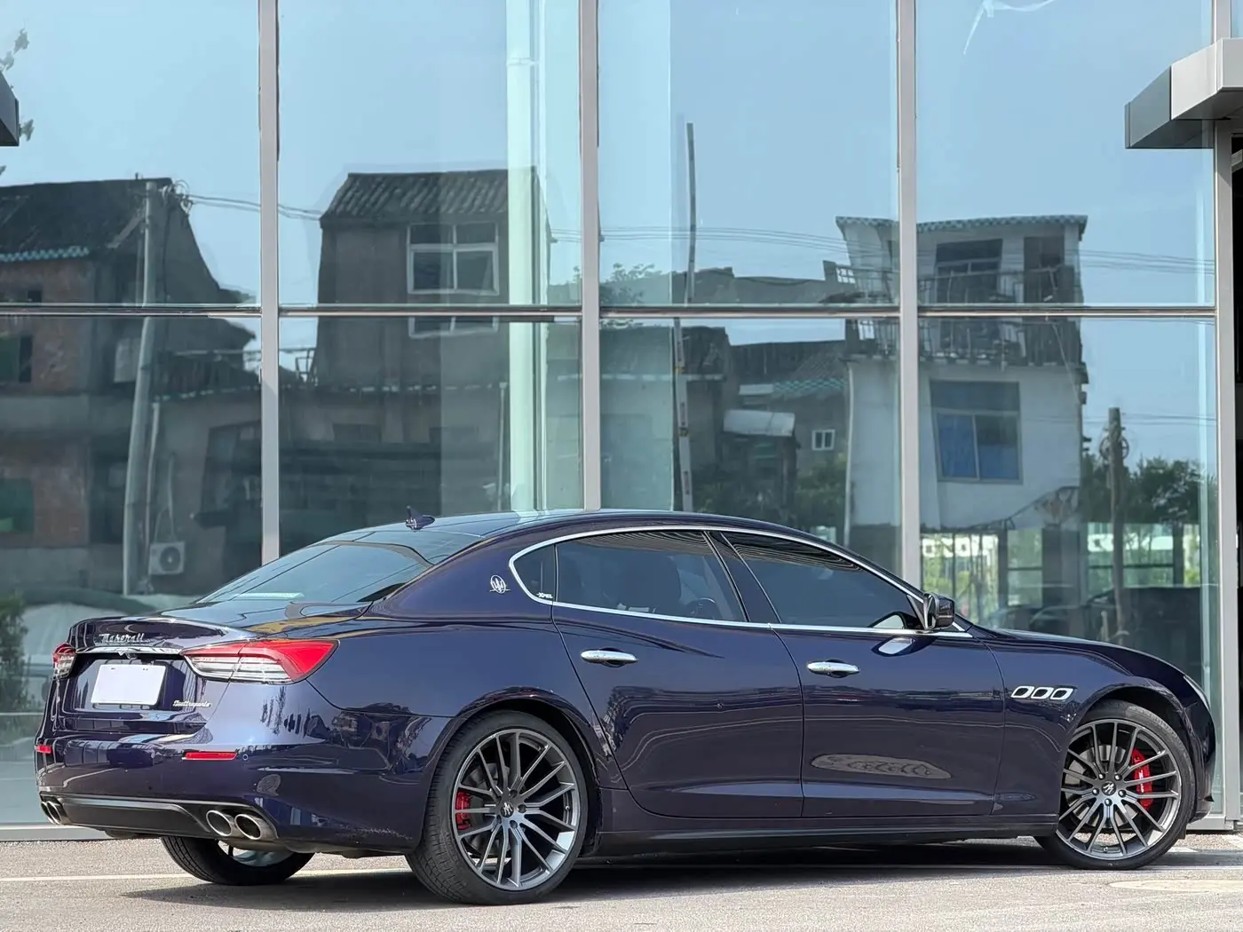 Maserati Quattroporte 2021 — Photo 5/15