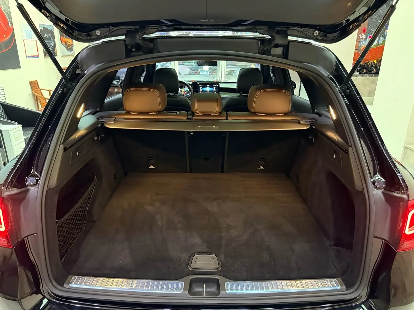 Mercedes-Benz GLC 2021 — Фото 19/20