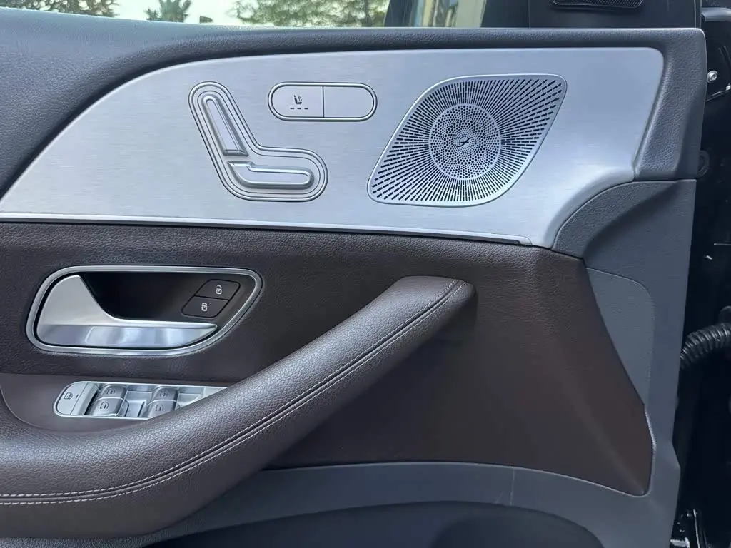 Mercedes-Benz GLE 2020 — Фото 15/19