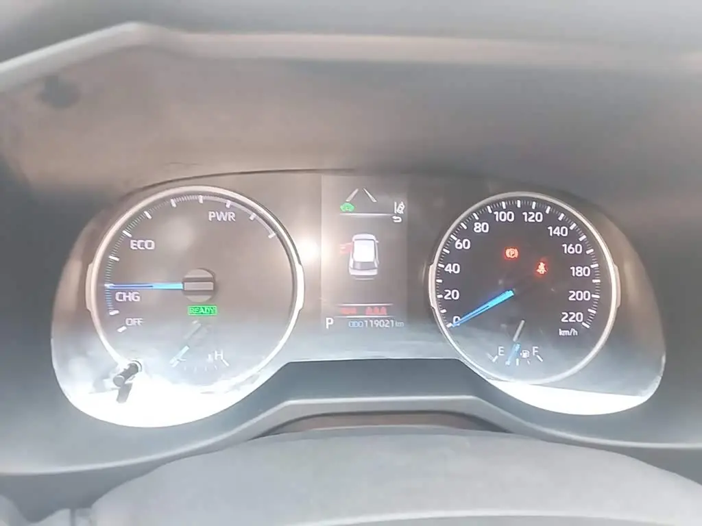 Toyota Wildlander 2021 — Şəkil 12/20
