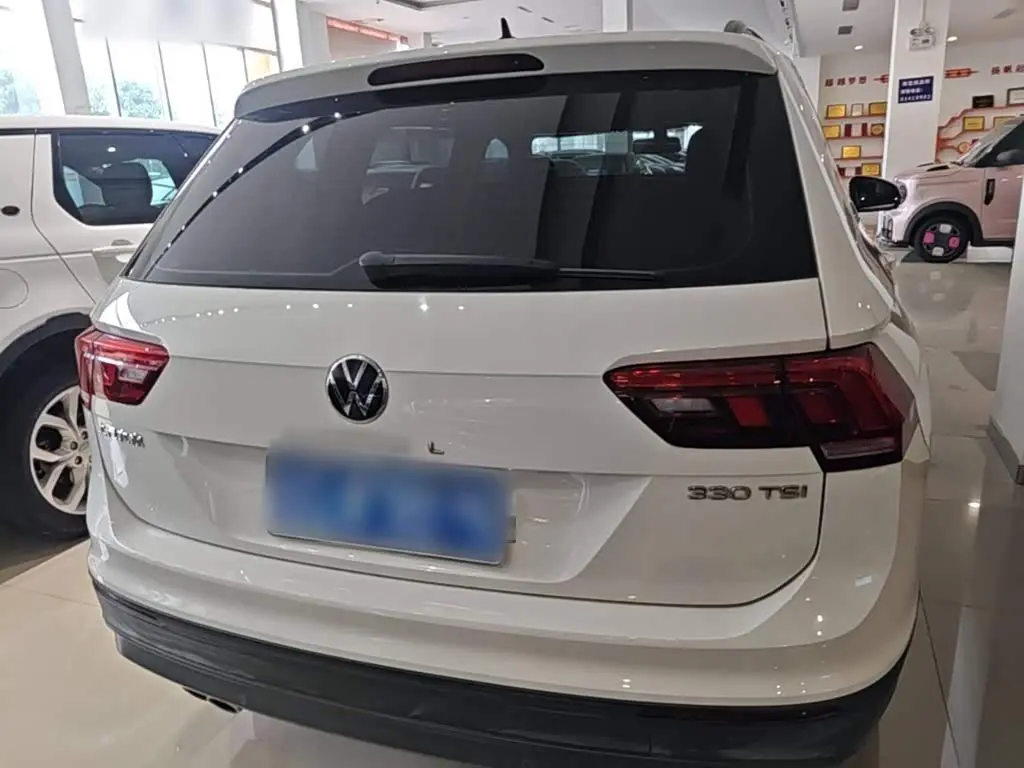 Volkswagen Tiguan L 2021 — Фото 6/20