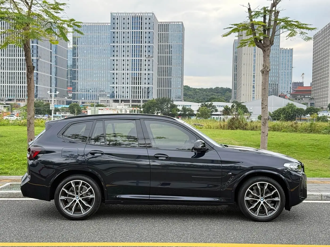 BMW X3 2022 — Photo 9/12