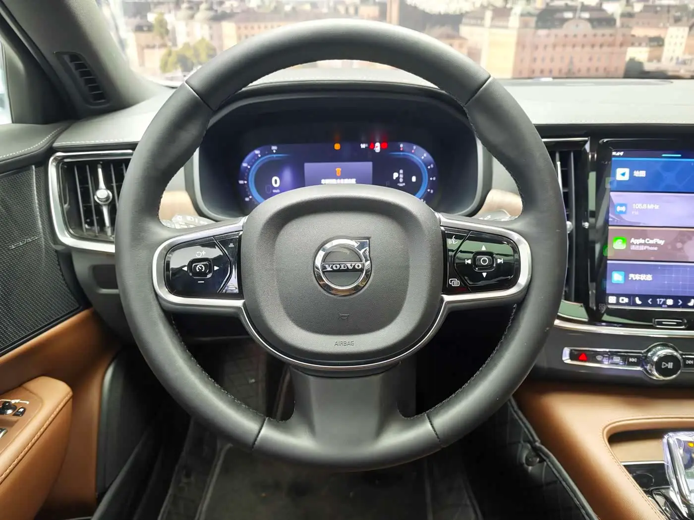 Volvo S90 2025 — Photo 4/17