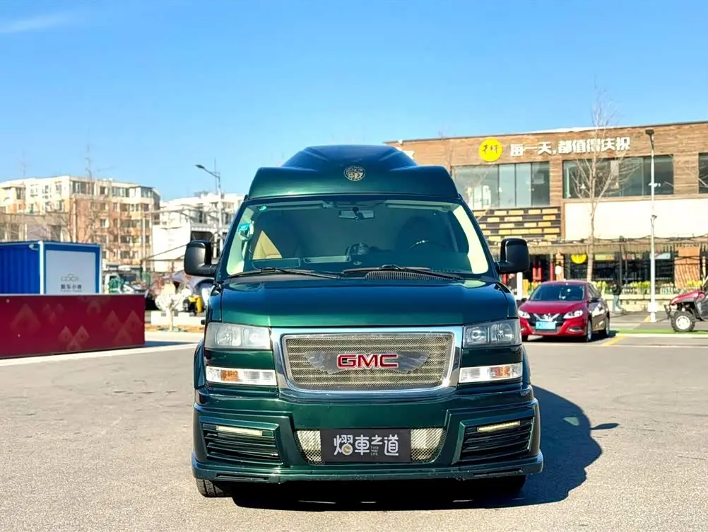 GMC Savana 2020 — Фото 2/20