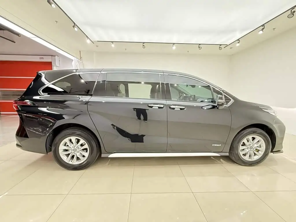 Toyota Granvia 2024 — Şəkil 10/20