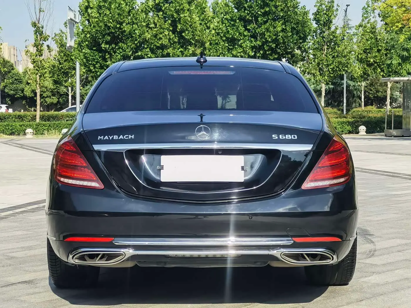 Mercedes-Benz S-Class 2016 — Photo 6/16