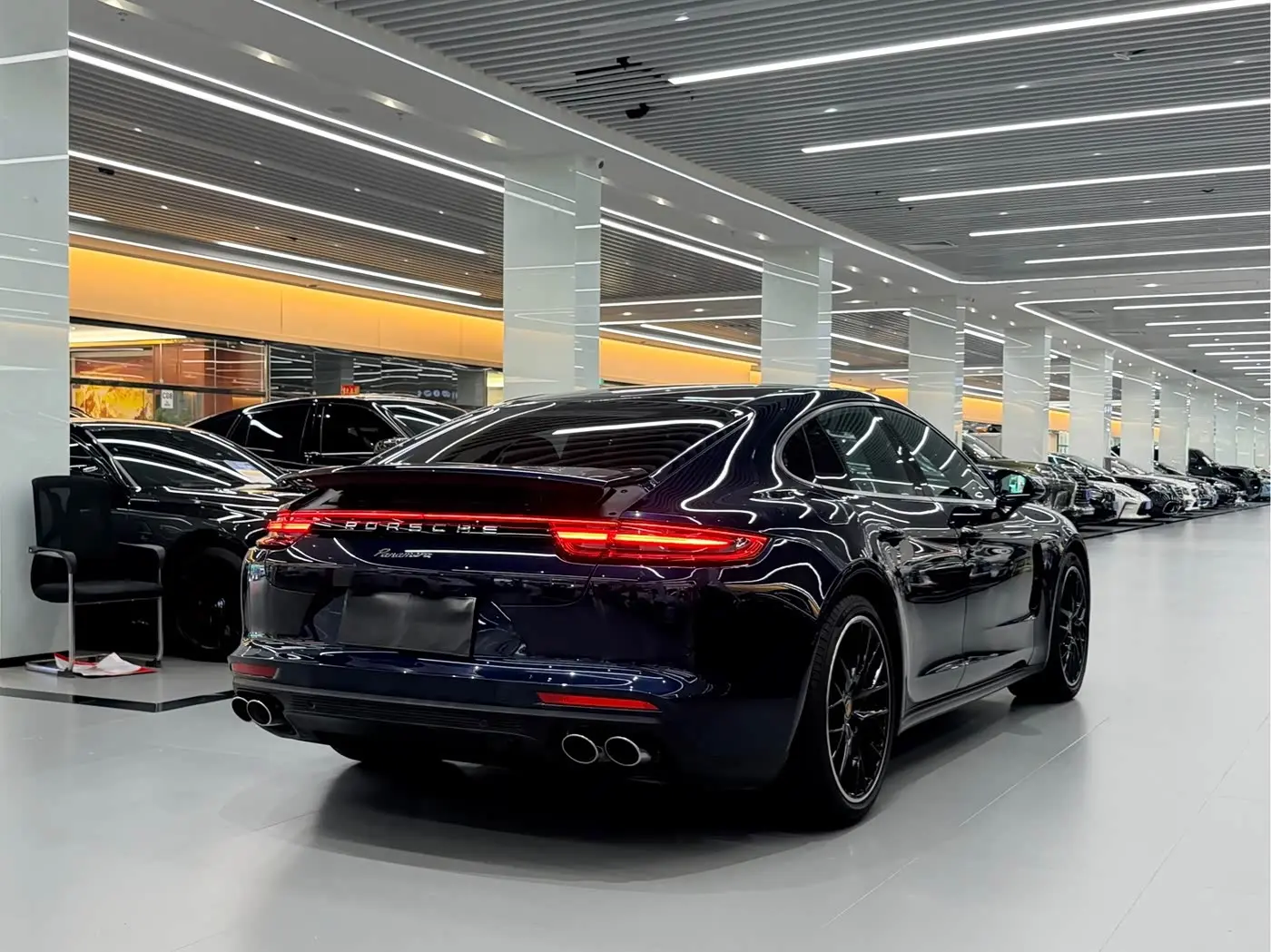 Porsche Panamera 2020 — Photo 16/16