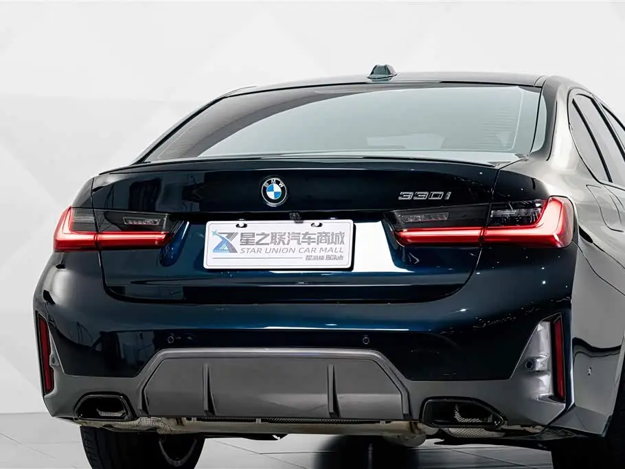 BMW 3 Series 2025 — Photo 7/20