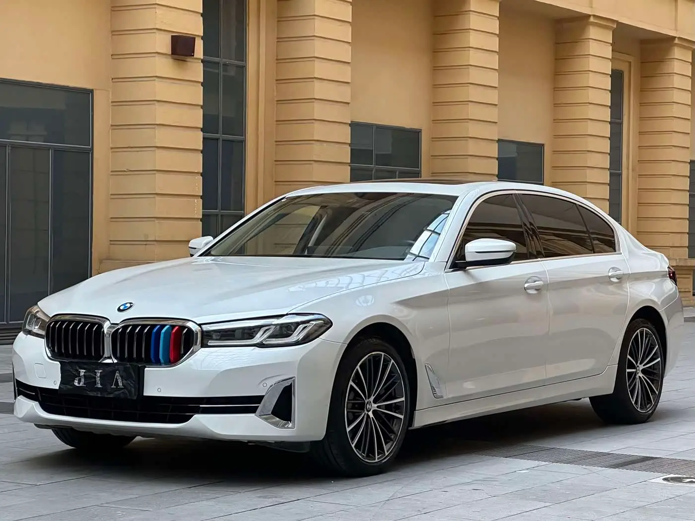 BMW 5 Series, 2022