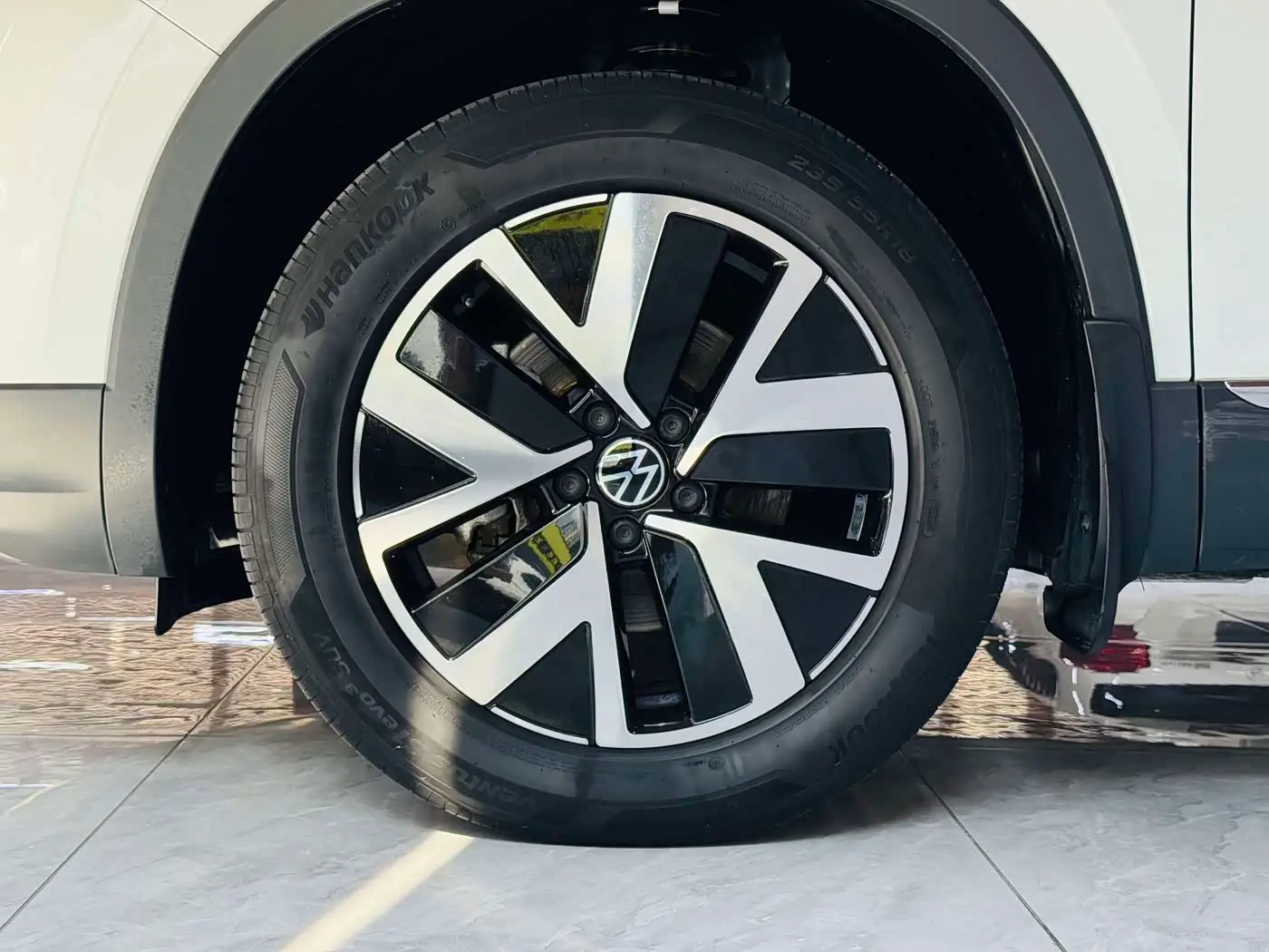 Volkswagen Tayron 2024 — Photo 8/20