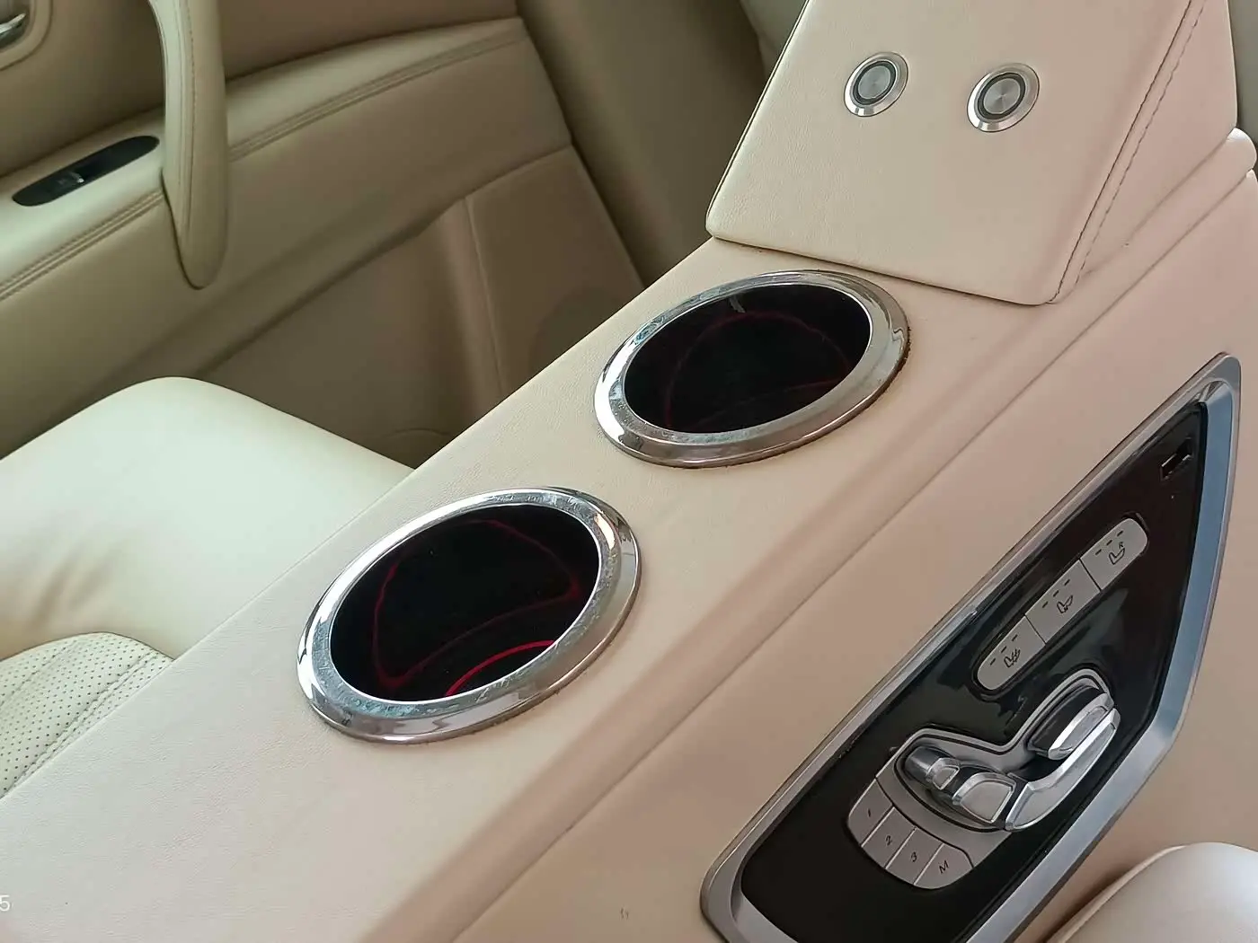 Nissan Patrol 2017 — Şəkil 4/12
