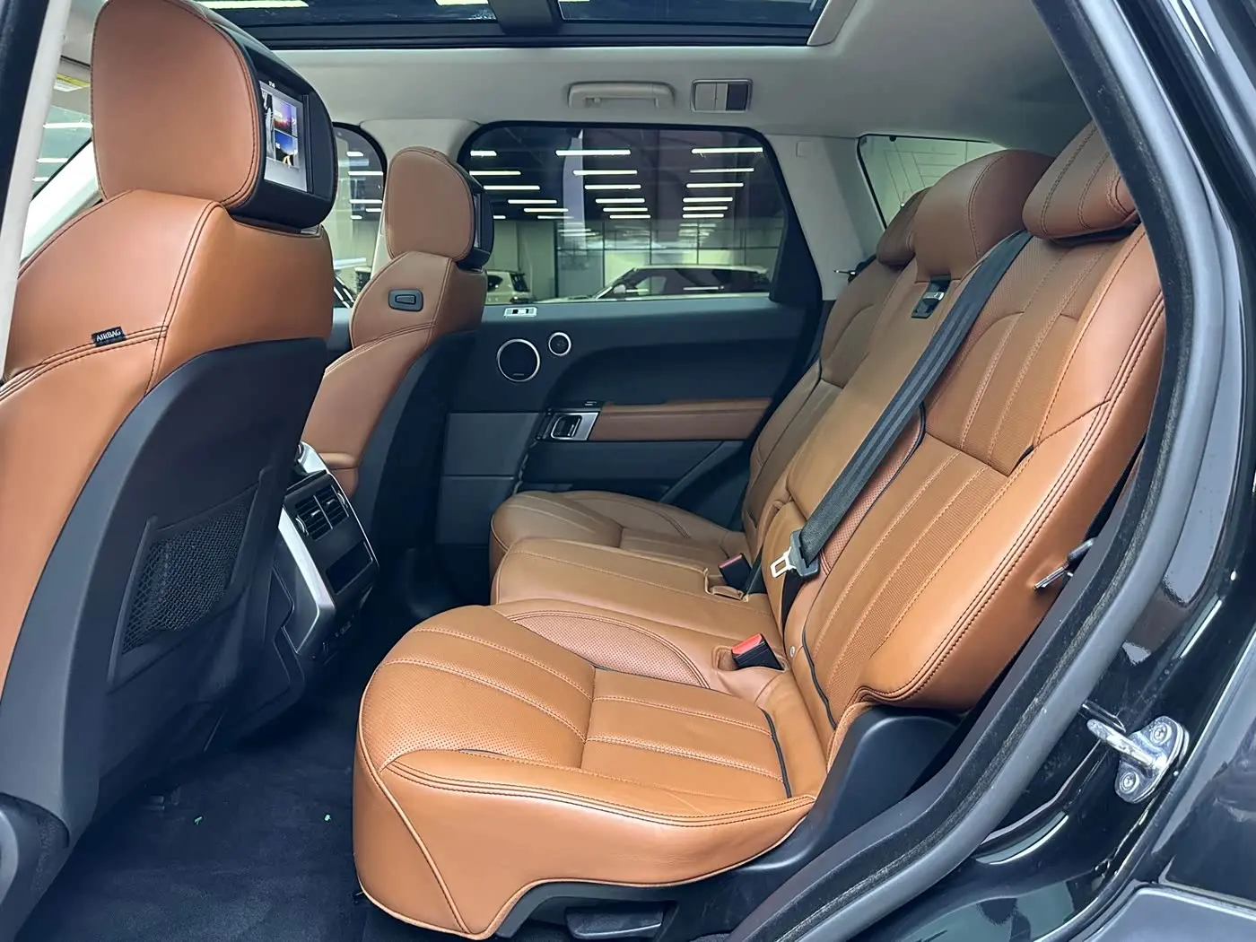 Land Rover Range Rover Sport 2017 — Photo 11/17