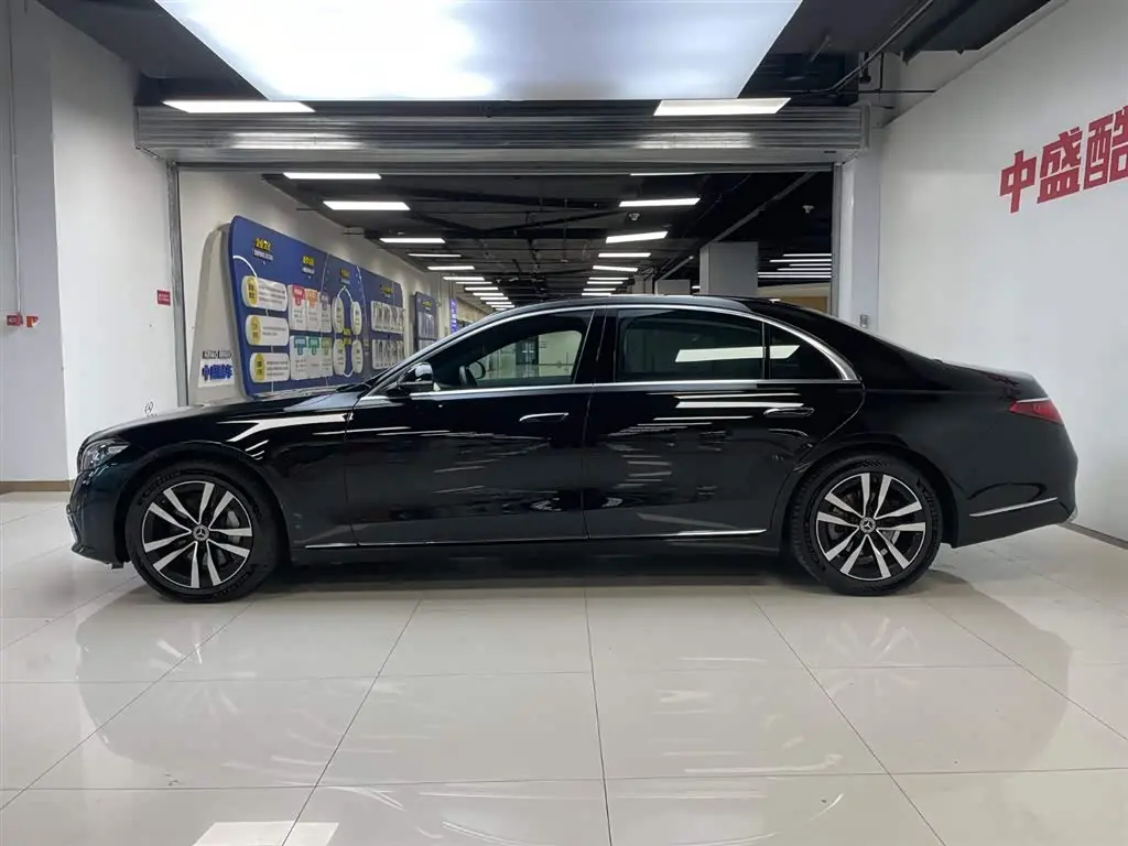 Mercedes-Benz S-Class 2023 — Photo 4/20