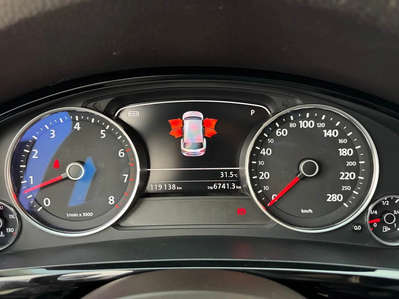 Volkswagen Touareg 2017 — Photo 15/20