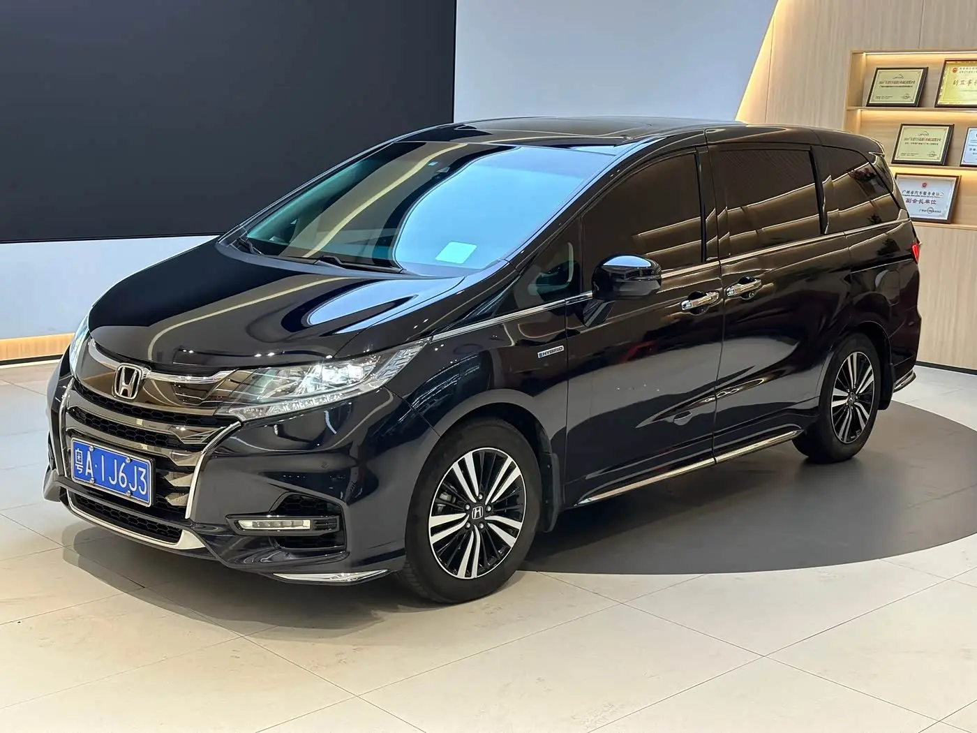 Honda Odyssey 2019 — Photo 1/12