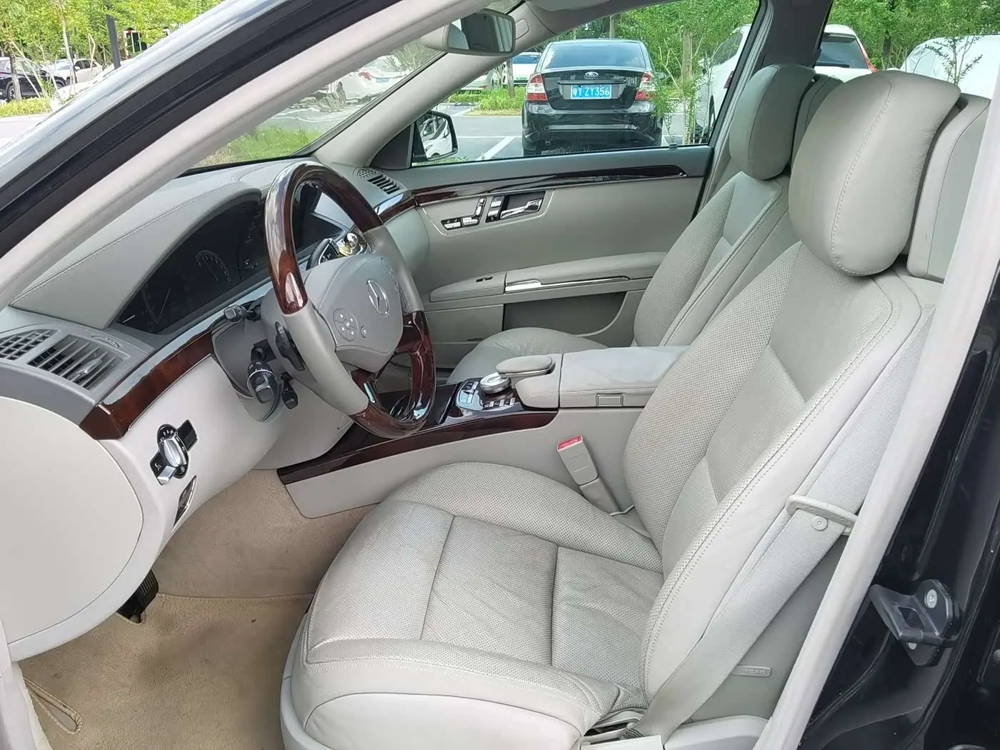 Mercedes-Benz S-Class 2010 — Фото 6/20