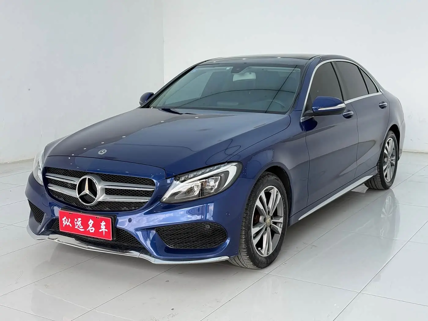Mercedes-Benz C-Class 2018 — Фото 1/19