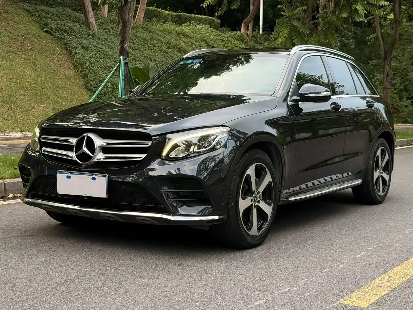 Mercedes-Benz GLC 2018 — Фото 1/9