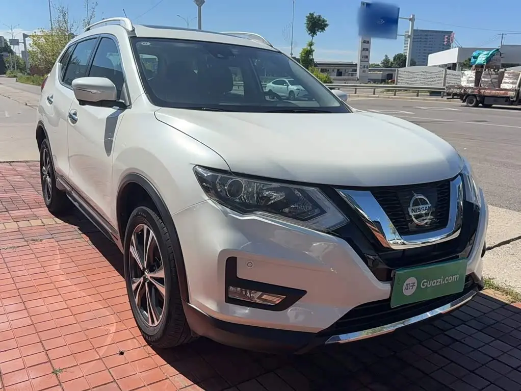Nissan X-Trail 2018 — Фото 4/11