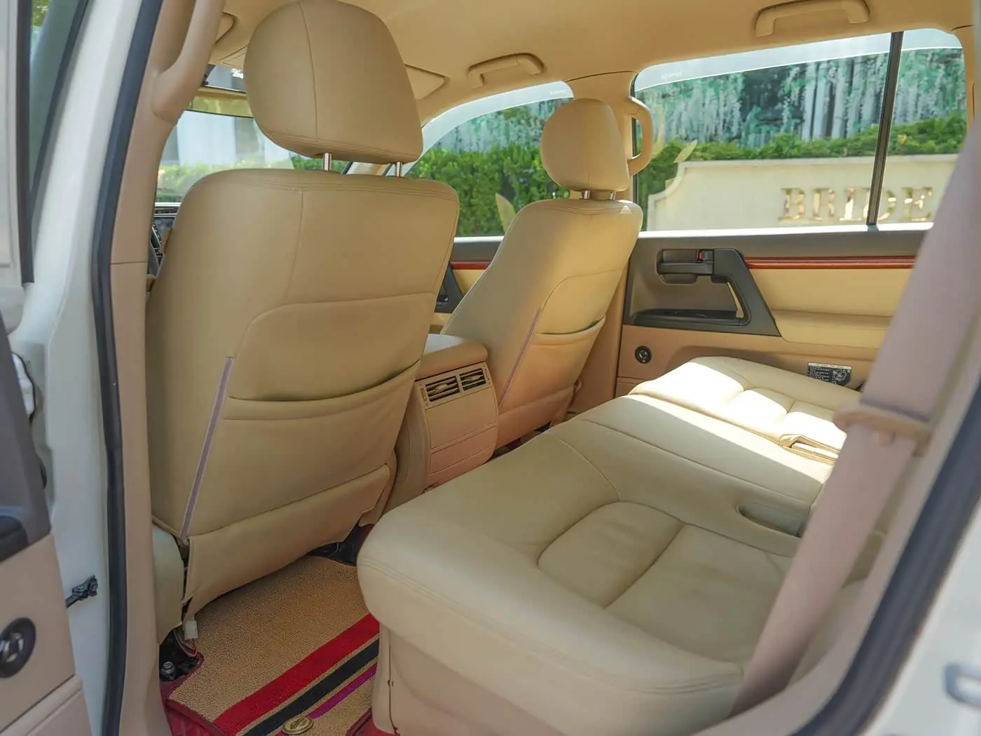 Toyota Land Cruiser 2016 — Photo 15/16