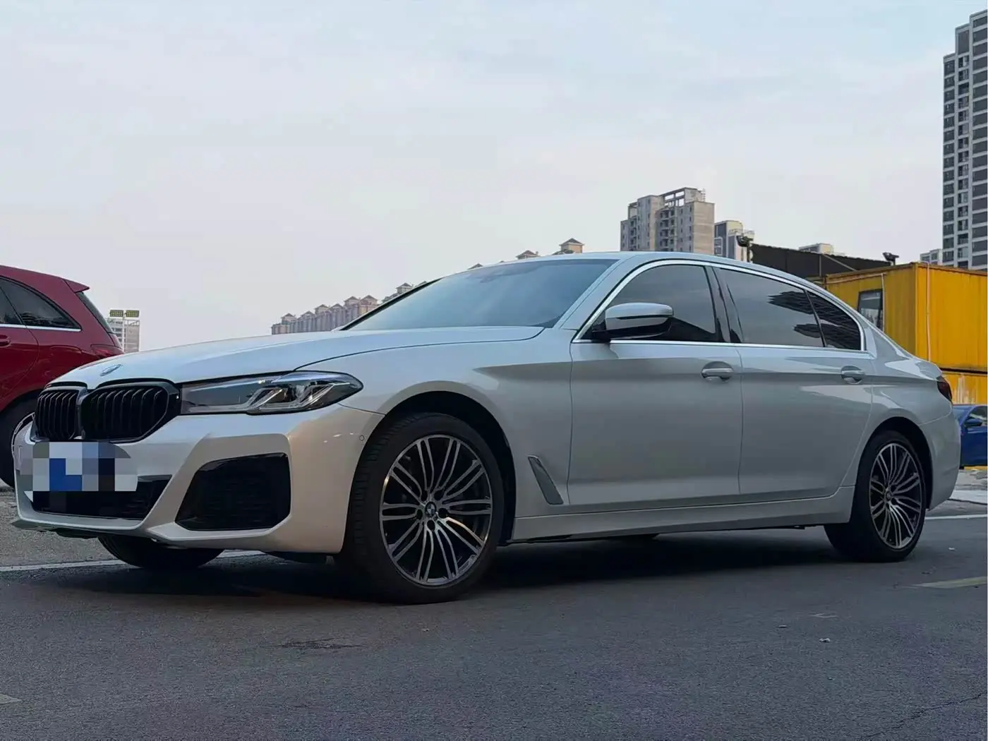 BMW 5 Series 2022 — Photo 1/9