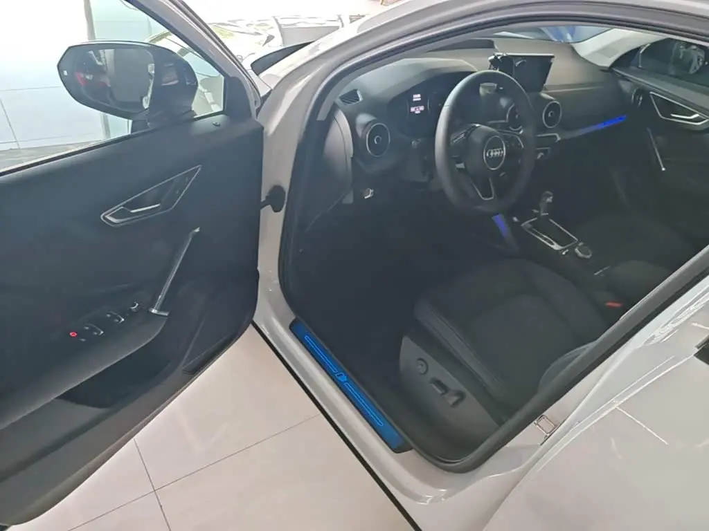 Audi Q2L 2020 — Photo 16/20