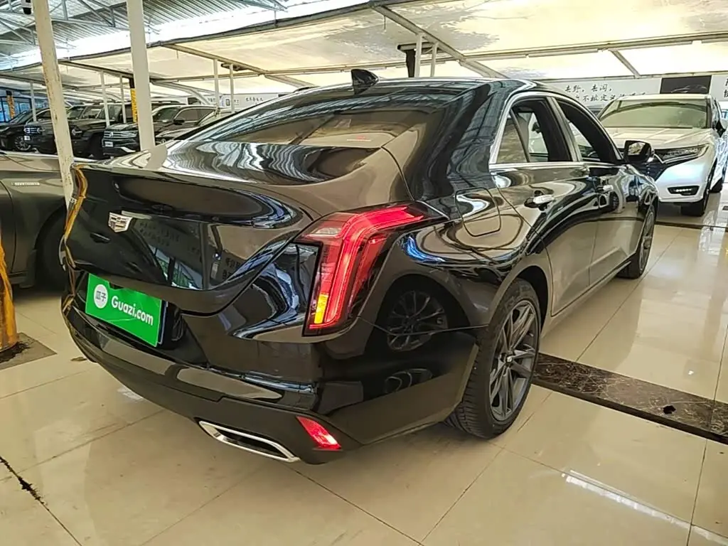 Cadillac CT4 2023 — Фото 7/20