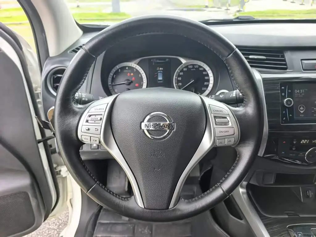 Nissan Terra 2018 — Photo 18/20