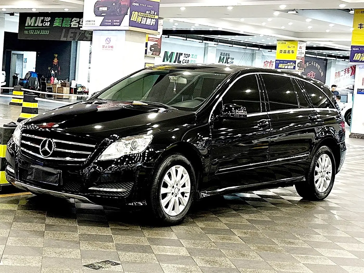 Mercedes-Benz R-Class 2017 — Şəkil 1/13