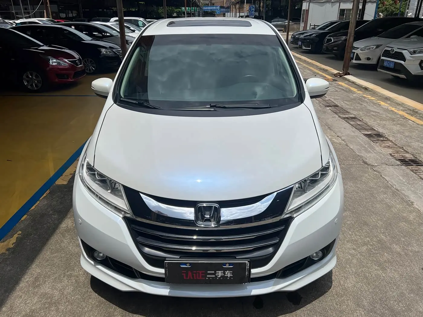 Honda Odyssey 2018 — Şəkil 4/9