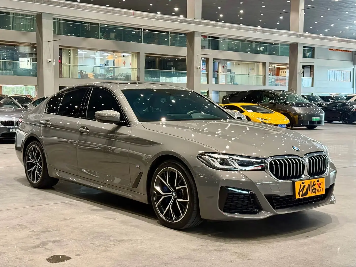 BMW 5 Series 2021 — Photo 3/18