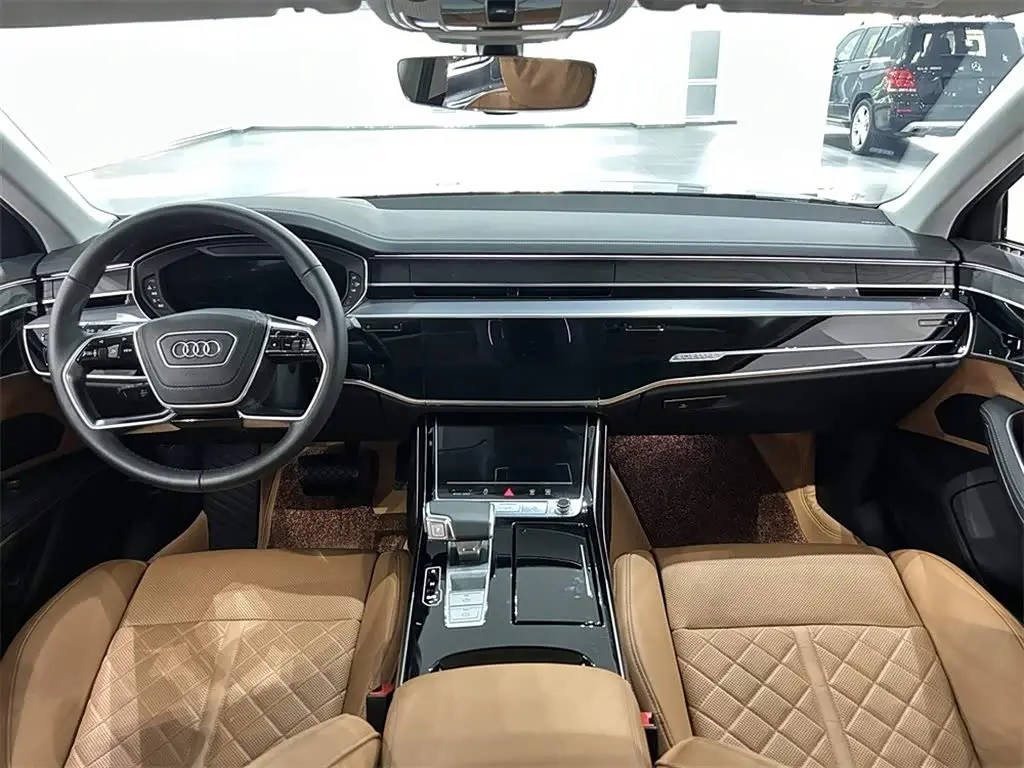 Audi A8 2024 — Фото 6/14