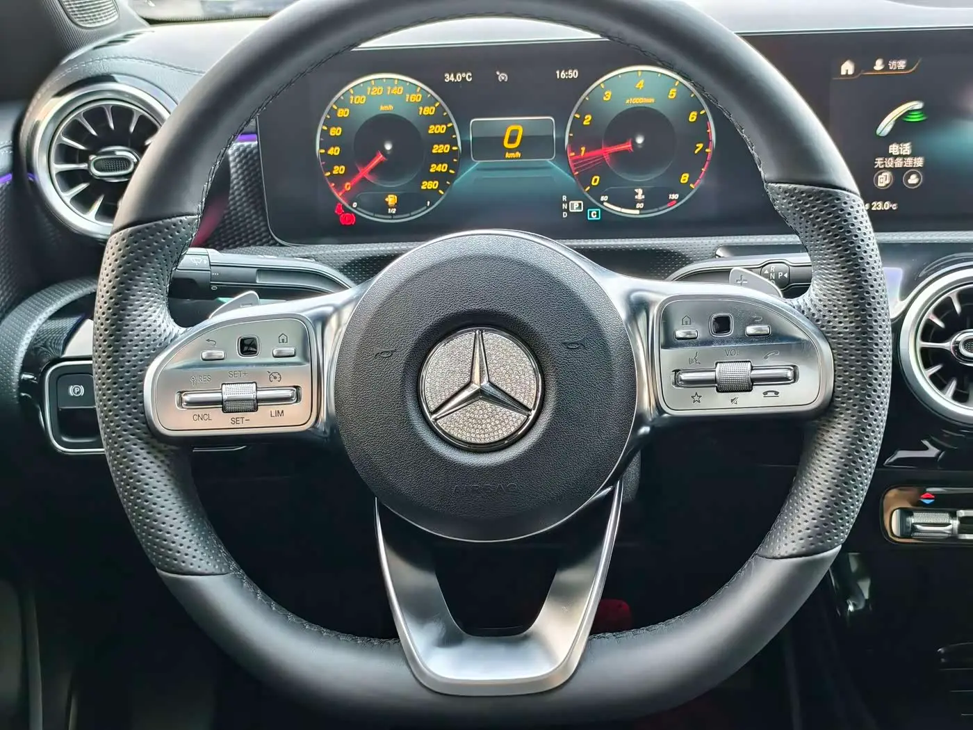 Mercedes-Benz A-Class 2022 — Фото 8/20