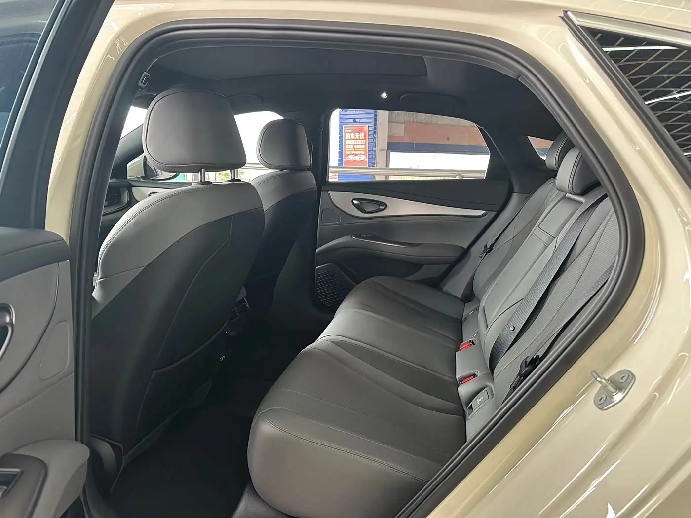 BYD Seal 07 DM-i 2026 — Photo 17/20