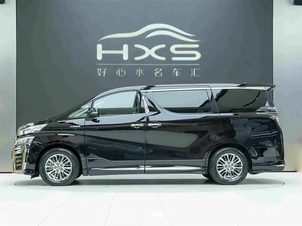 Toyota Vellfire 2020 — Photo 3/20